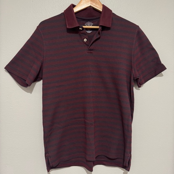 St Johns Bay Shirt Men's Medium Burgundy Polo Striped Short Sleeve Quick Dry - Picture 1 of 8